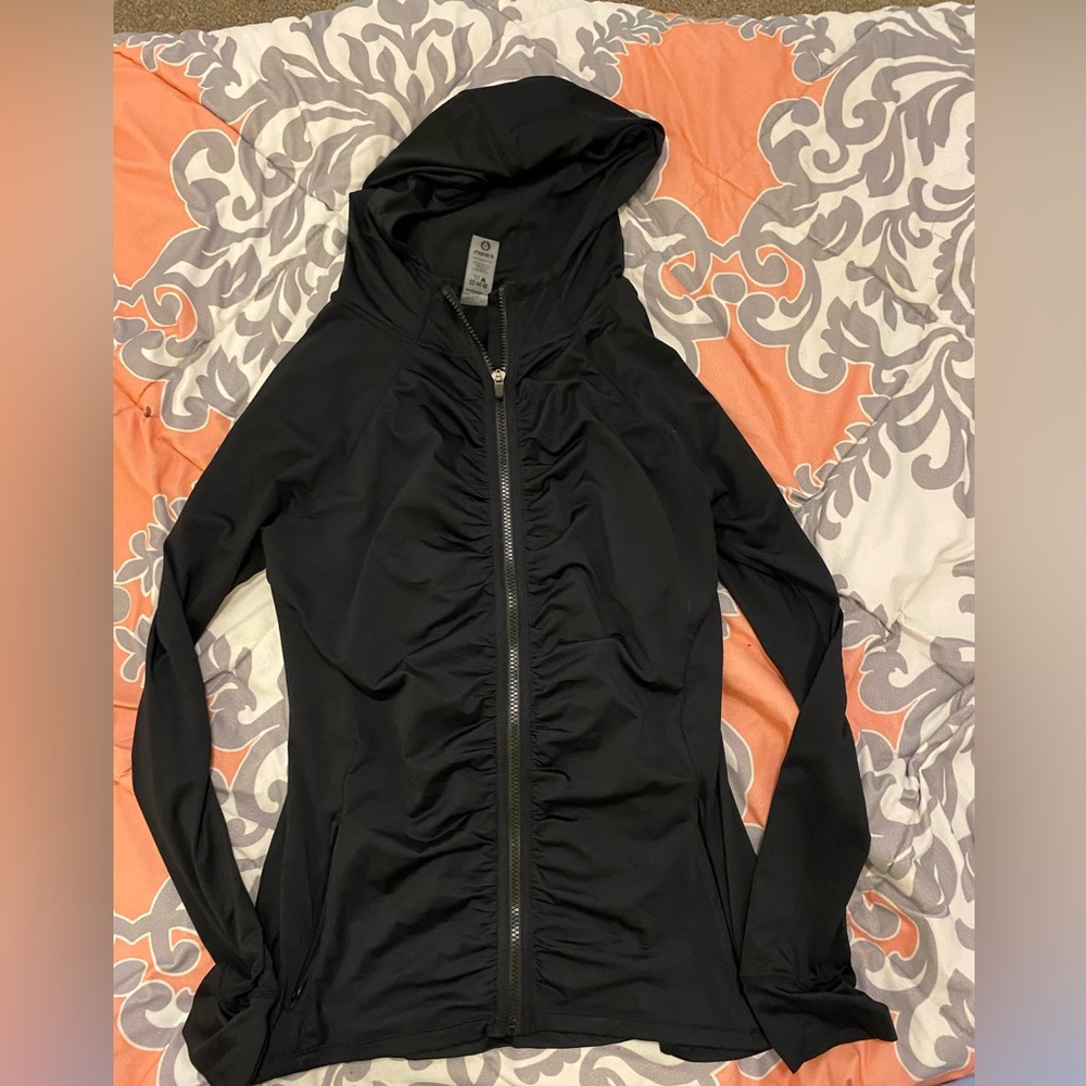 athletic black zip up size large with hood and thumb holes